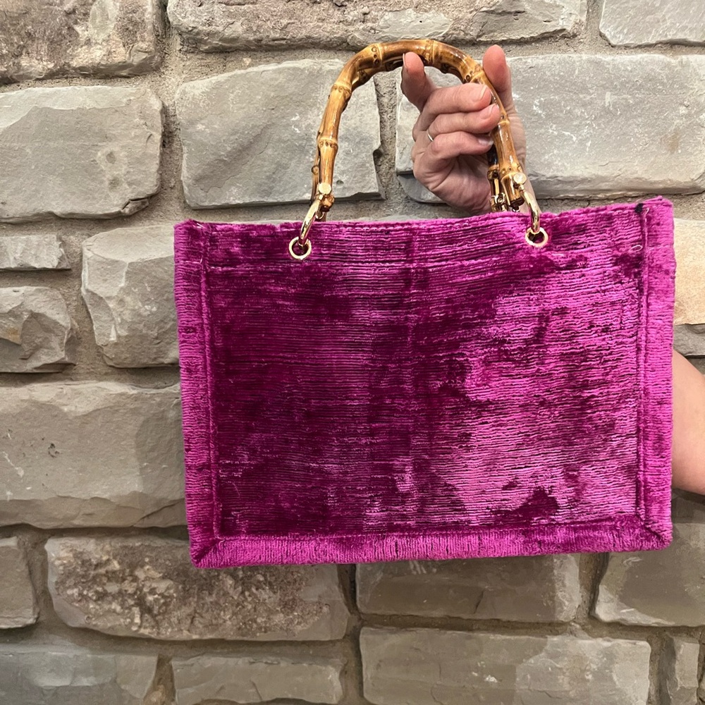 Handbag incredible color